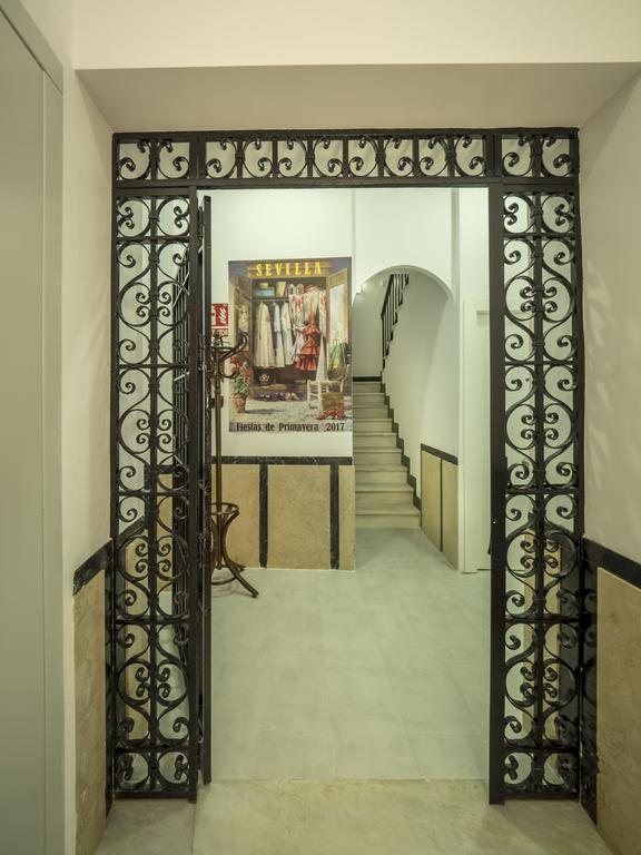 Los Rincones De Stephan Sevilla Exterior foto